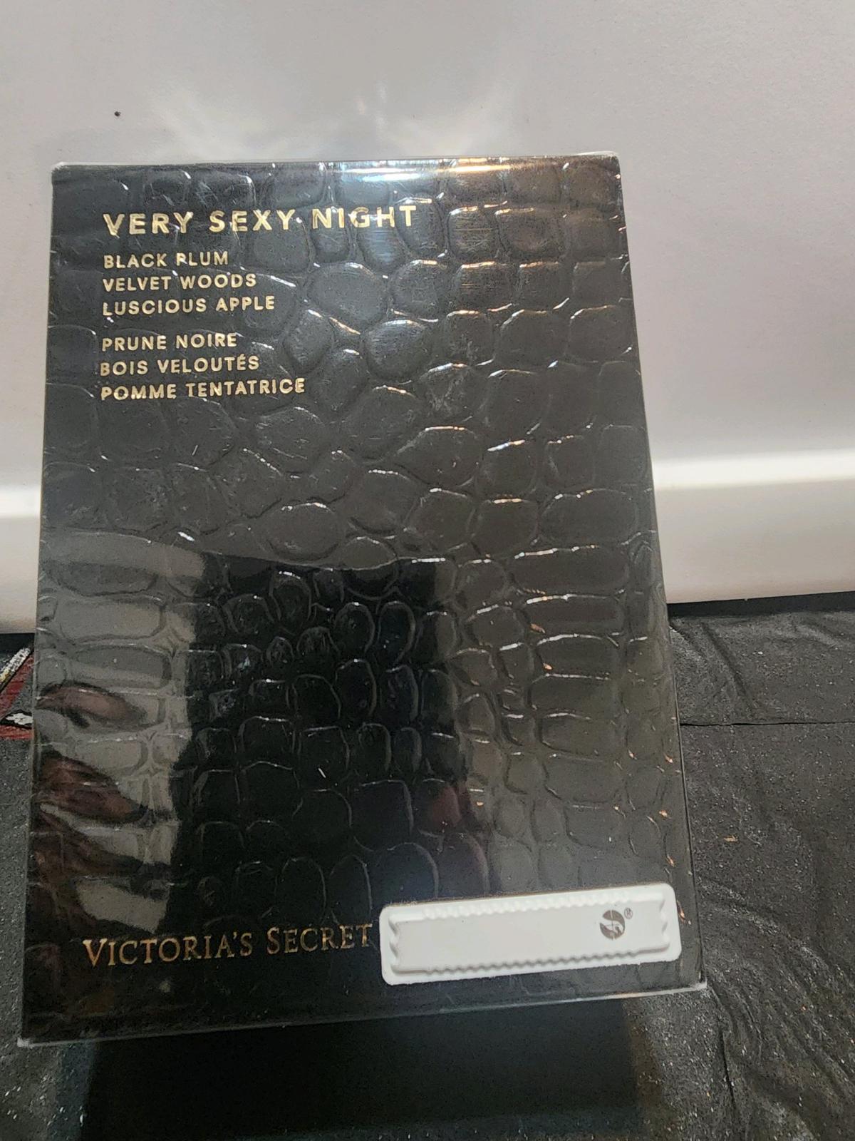 Victorias Secret Very Sexy Night Eau - Ozone Park, New York - FleaMarketBay