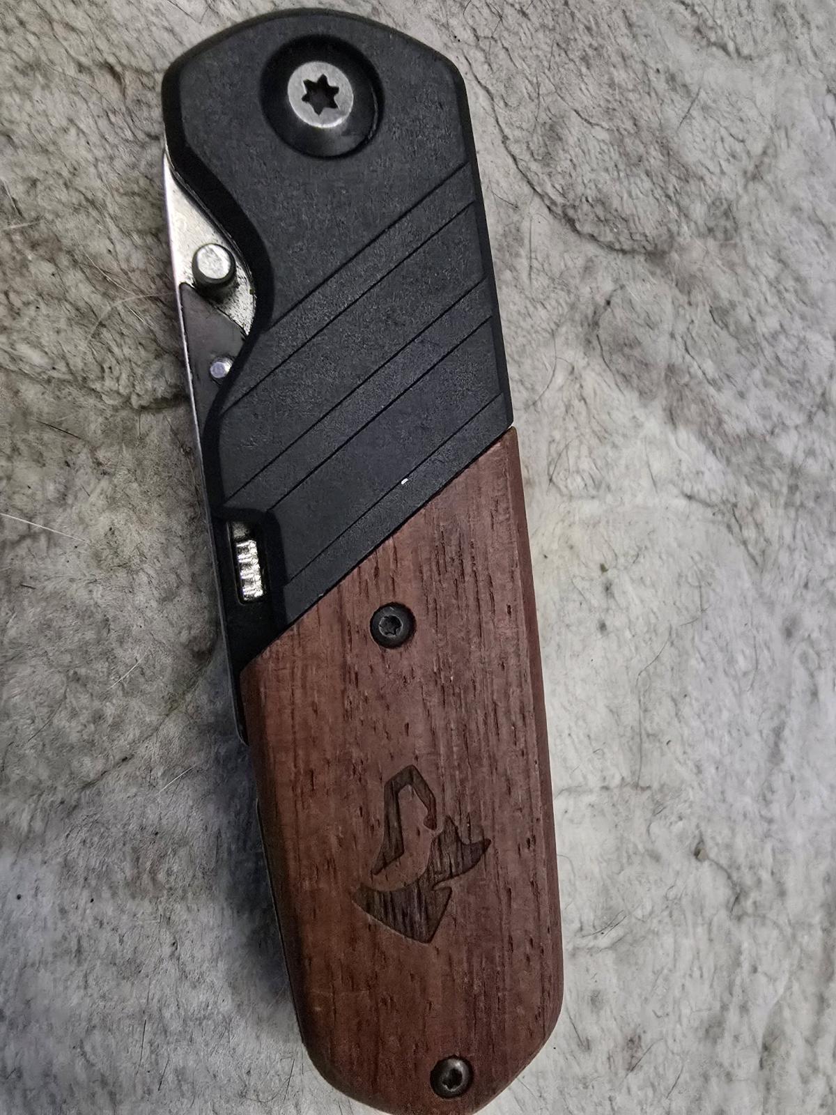 Husky knife navajas - Hayward, California - FleaMarketBay