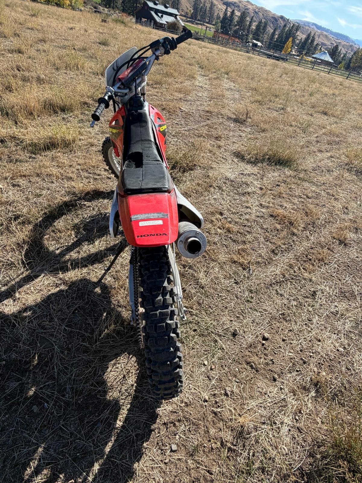 Honda crf230f 2003 with only a little seat damage - Carlton, Washington - FleaMarketBay