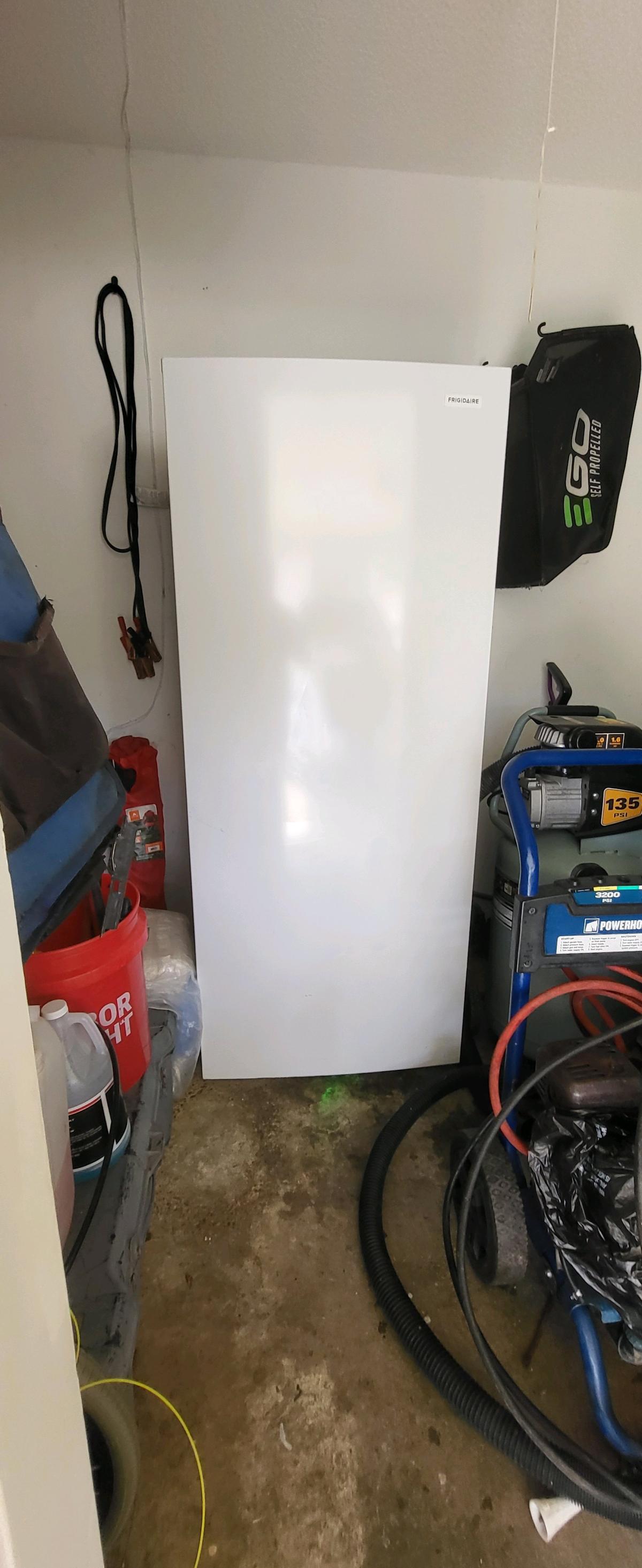 Frigidaire 13 Cu Ft Upright Freezer  Garage Ready  FrostFree - Memphis, Tennessee - FleaMarketBay