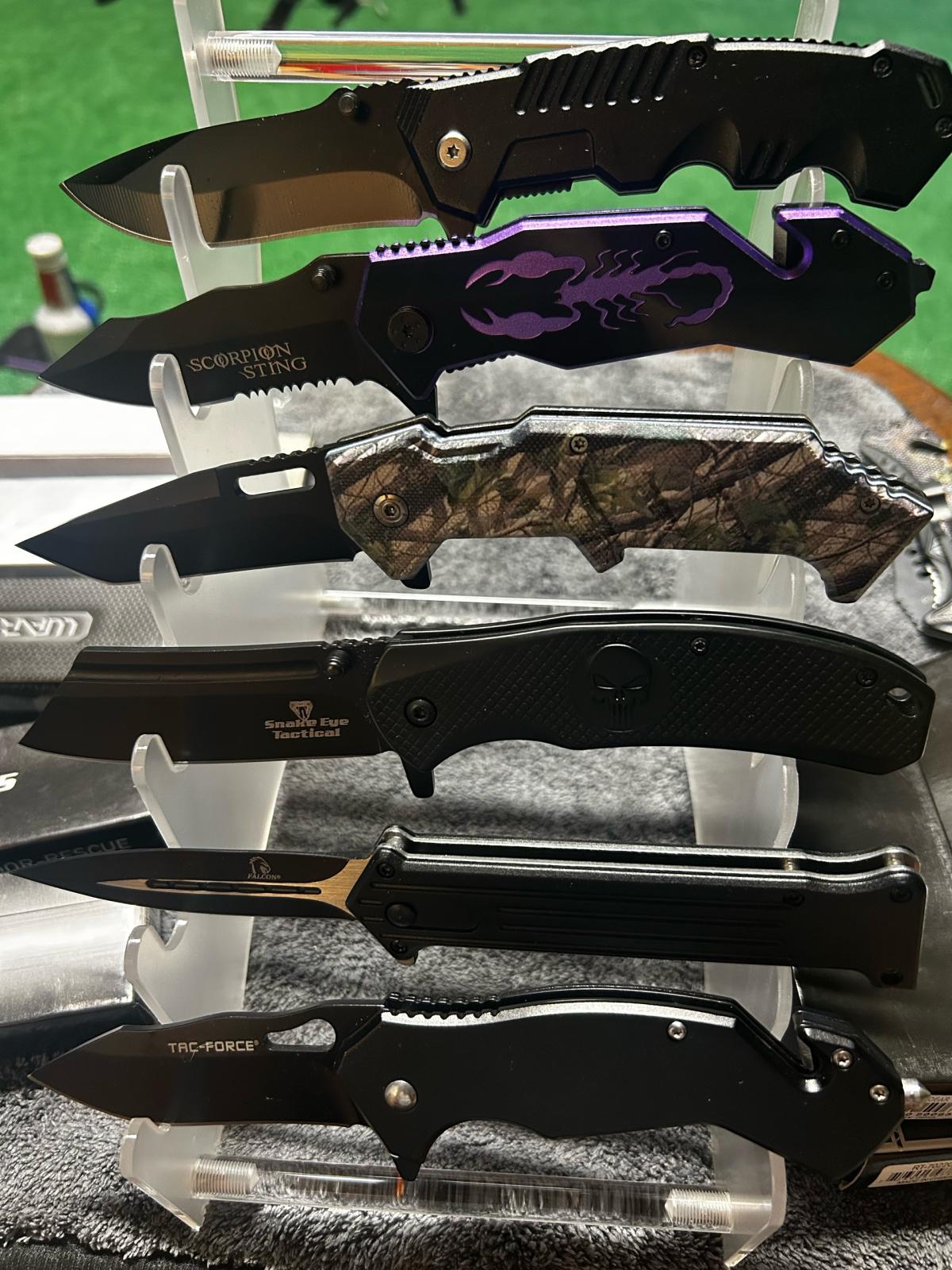 knives - San Antonio, Texas - FleaMarketBay