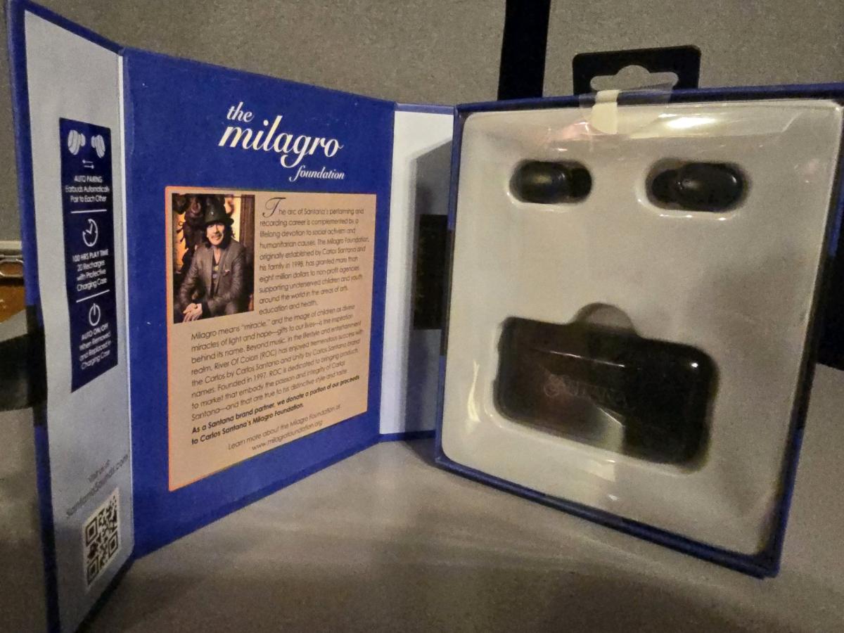 Santana RIO Wireless Earbuds with 2000mAh Power Bank Case  B - Sulphur, Oklahoma - FleaMarketBay