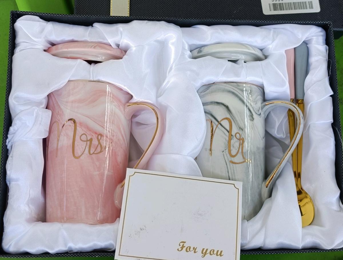 Mr  Mrs Marble Ceramic Mug Gift Set - Tampa, Florida - FleaMarketBay