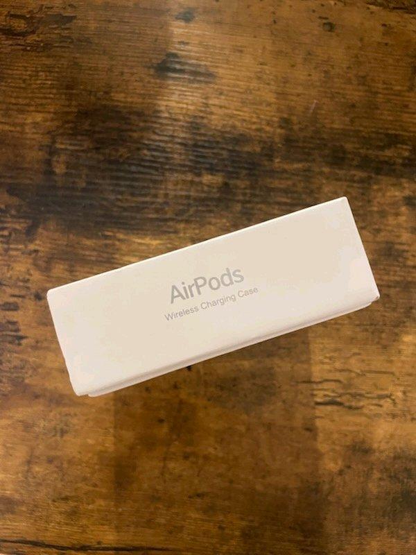 Apple airpods gen 2 - Baltimore, Maryland - FleaMarketBay