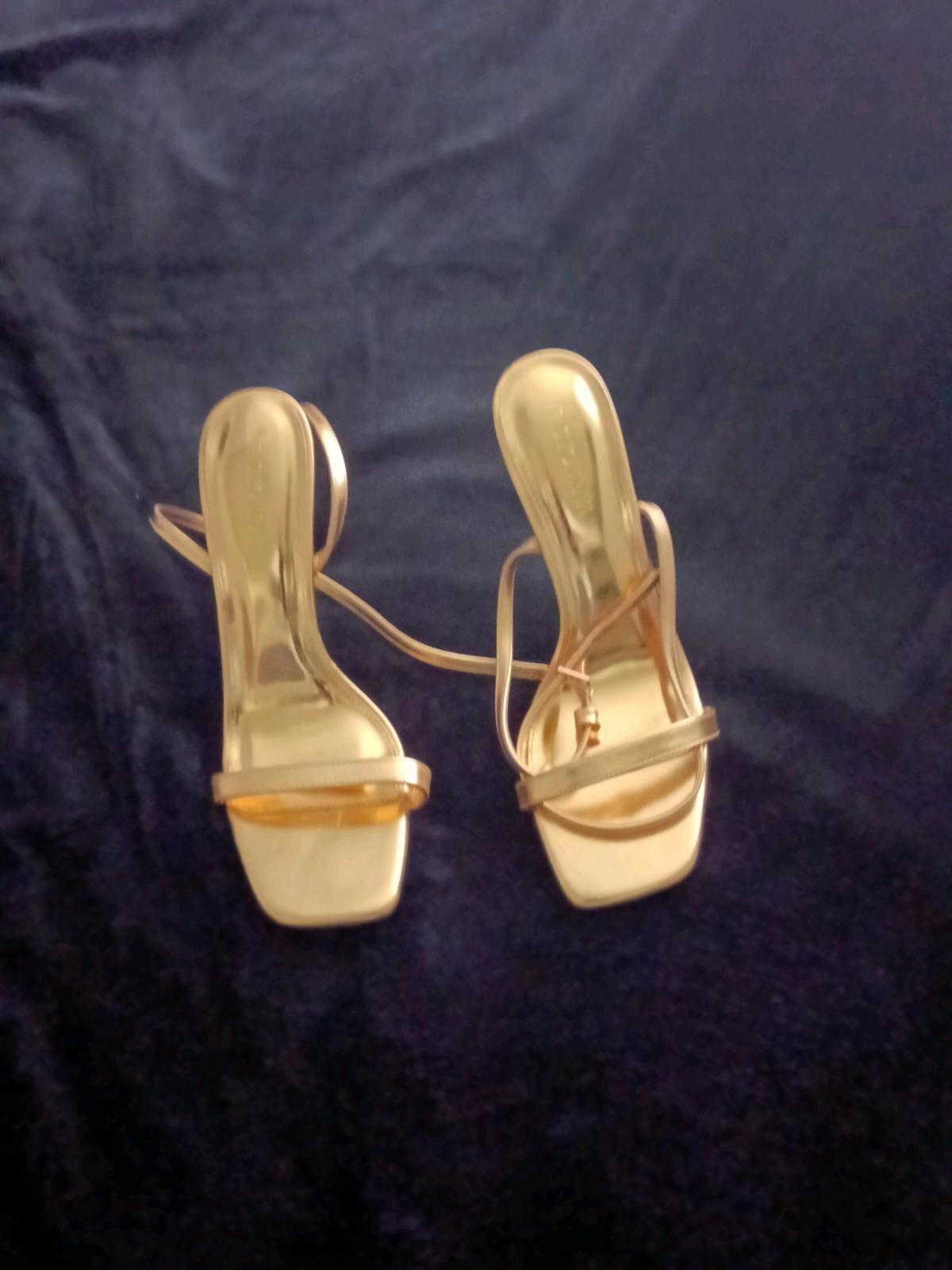 womens shoes size 9 Steve Madden - Las Vegas, Nevada - FleaMarketBay