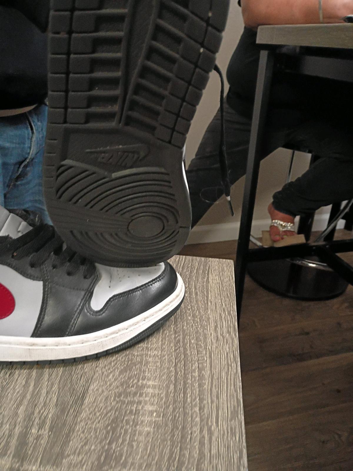 Womens Air Jordan 1 Low Wolf Grey - Denver, Colorado - FleaMarketBay