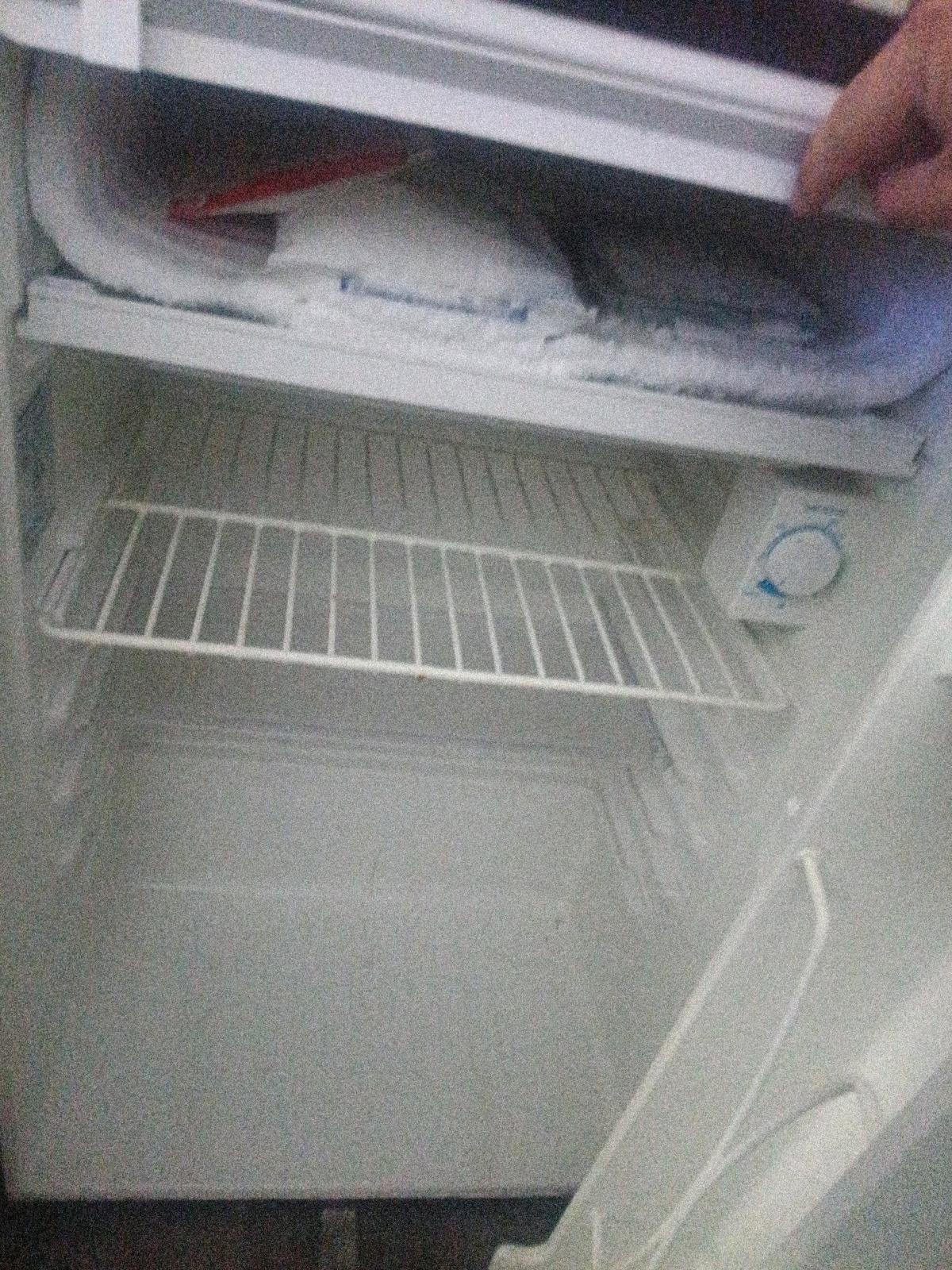 mini refrigerator - San Antonio, Texas - FleaMarketBay