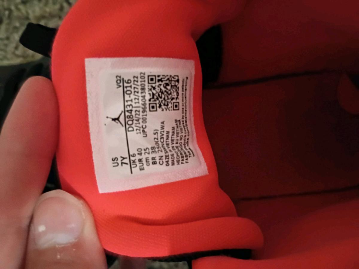 Nike Jordans gently used like new - Monroe, New York - FleaMarketBay