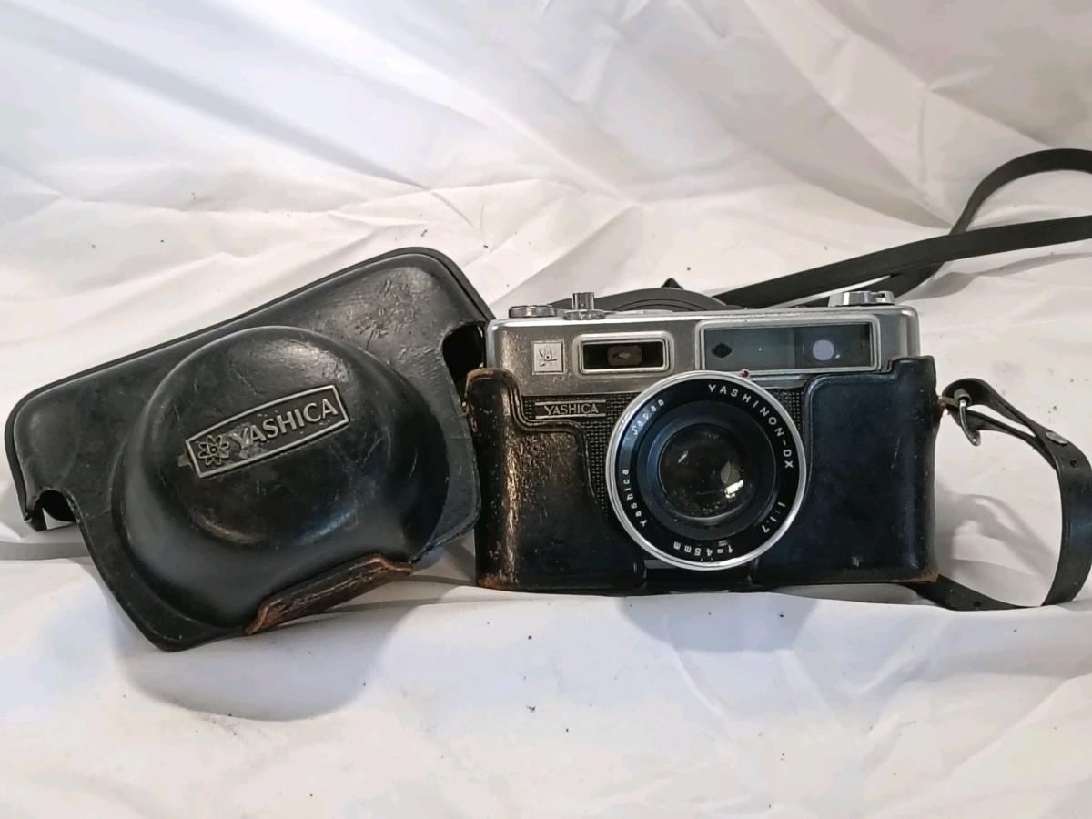 Yashica 35mm Rangefinder Film Camera - Tampa, Florida - FleaMarketBay
