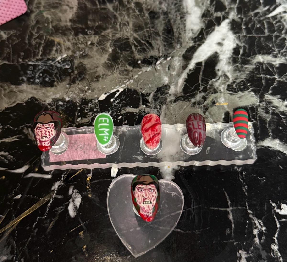 custom hand painted press on nails - Anoka, Minnesota - FleaMarketBay