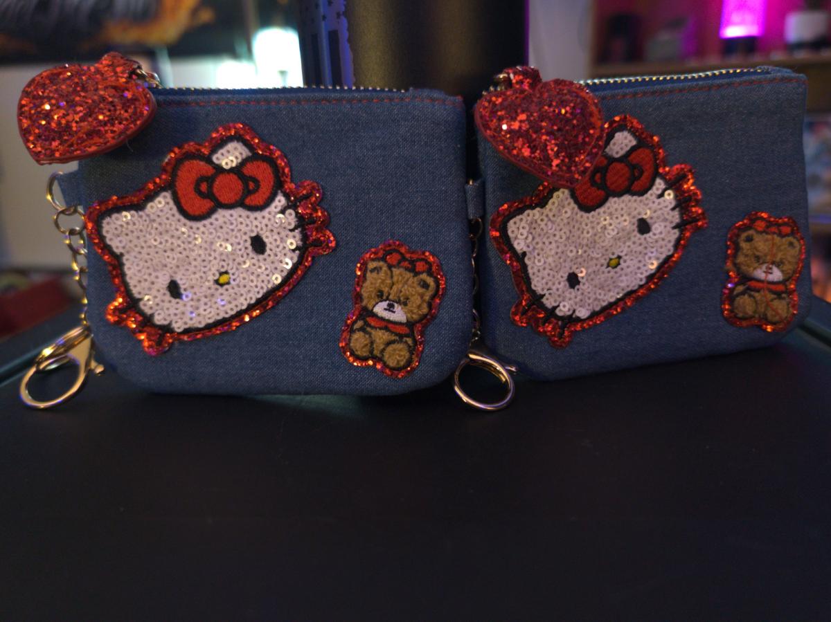 Denim Hello Kitty Coin Purse - Saint Paul Park, Minnesota - FleaMarketBay