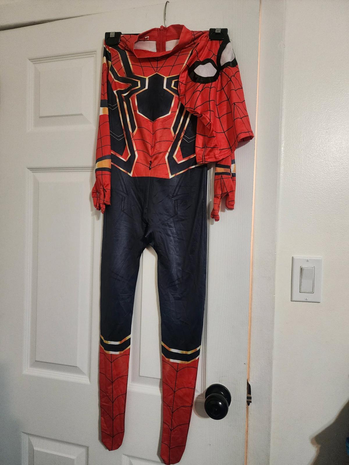 Red and goldblue SpiderMan Zize 110 120 - Ozone Park, New York - FleaMarketBay