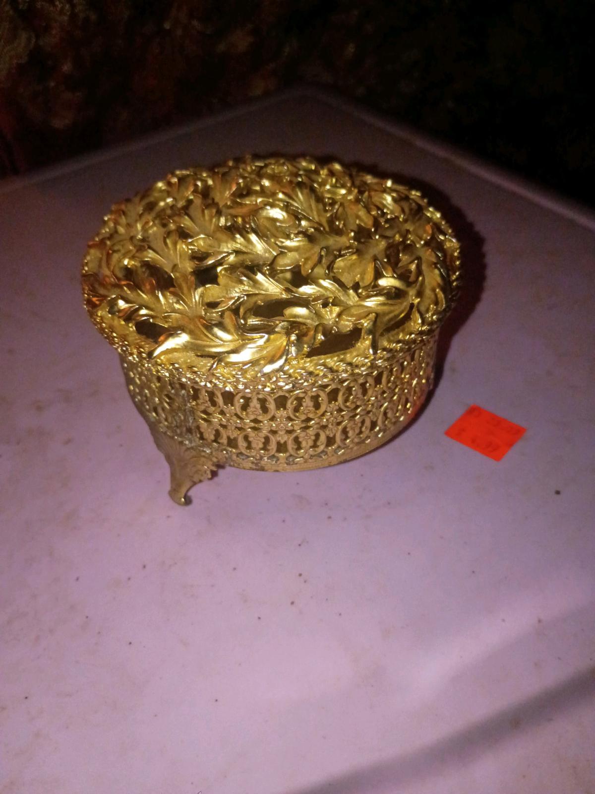 I have a beautiful Ormolu Gold Jewelry Box - Aiken, South Carolina - FleaMarketBay