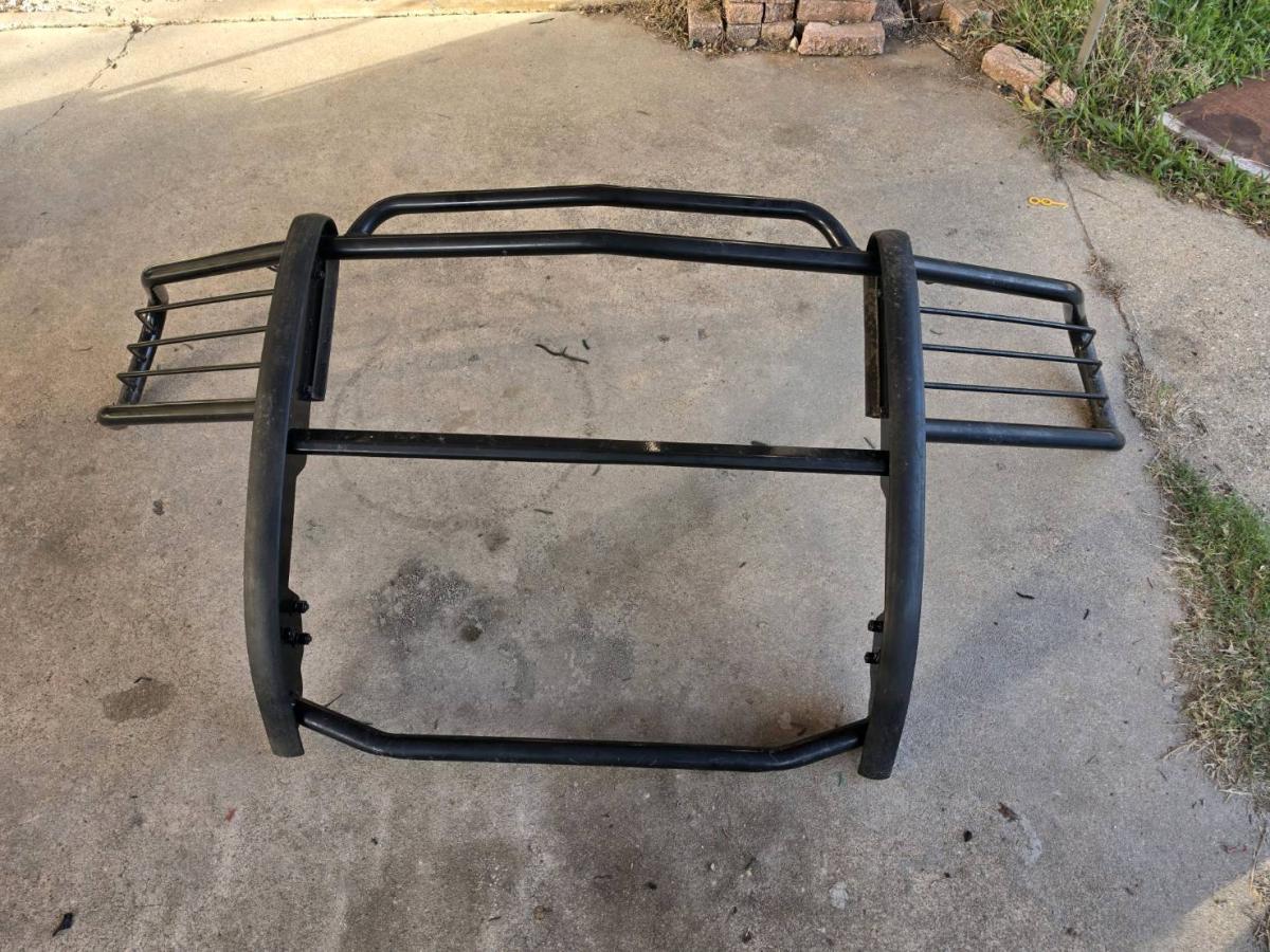For Tahoe Avalanche Suburban 1500 200714 Grille Guard Steel - Sulphur, Oklahoma - FleaMarketBay