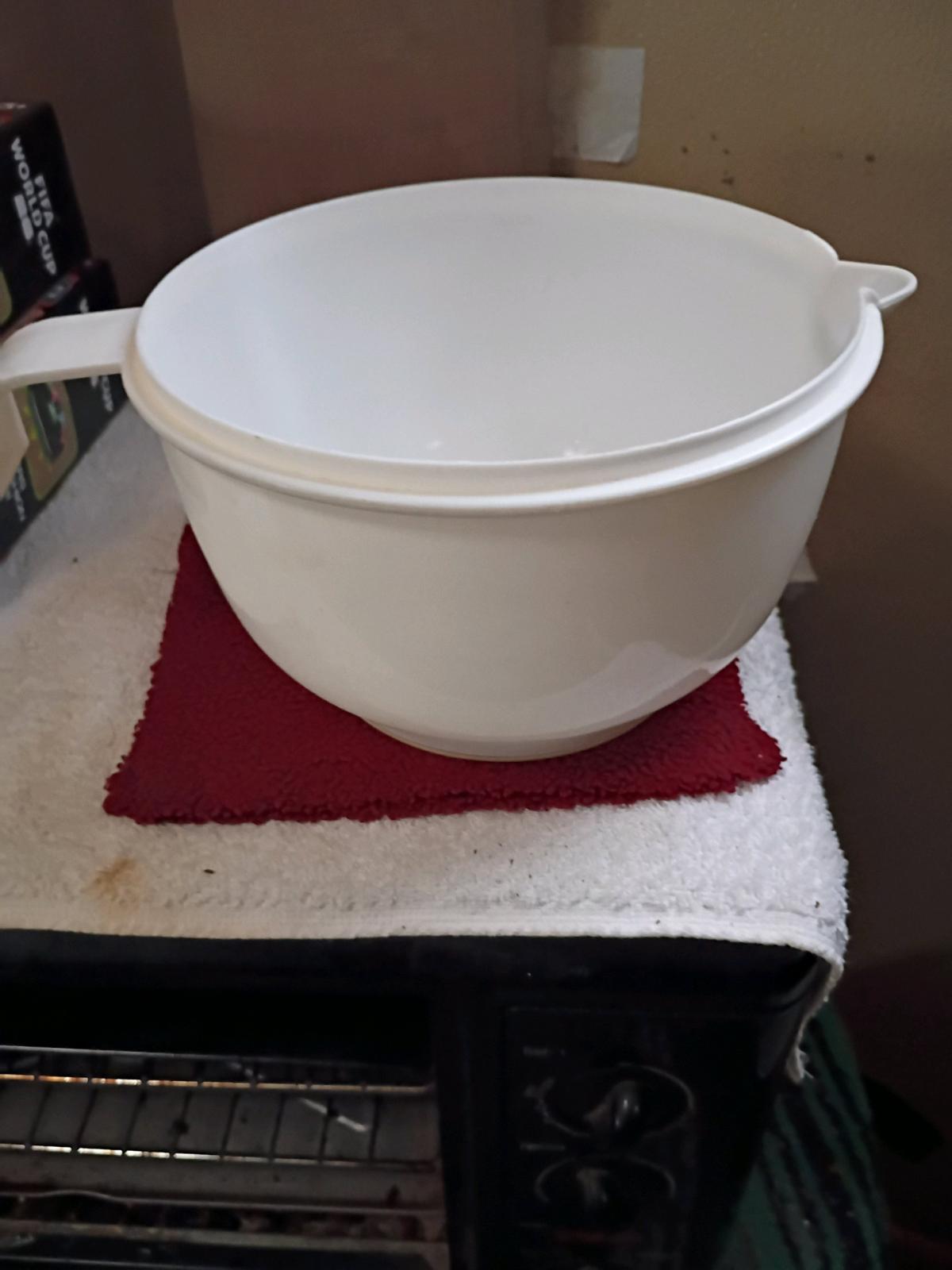 A White Large Mixing Bowl with Handle - Swansea, South Carolina - FleaMarketBay