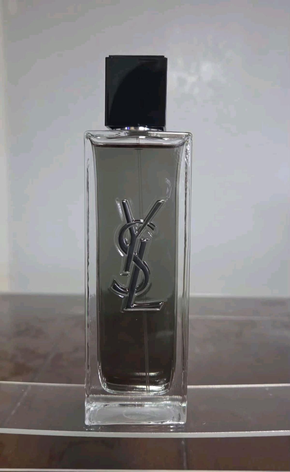 colognes perfumes para hombres nuevos - Highland, California - FleaMarketBay