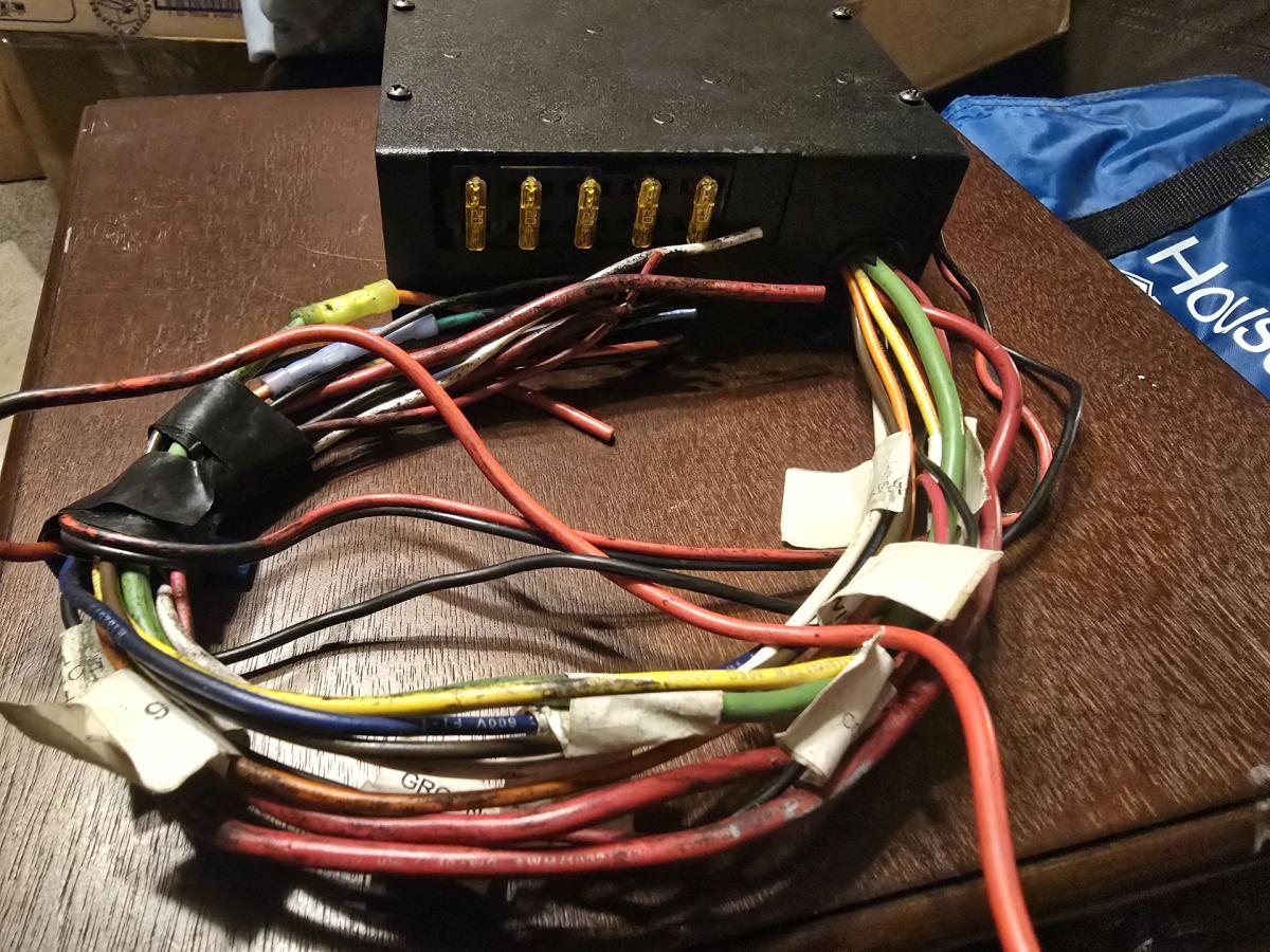 Tested  Working  6 Gang EmergencyLight  Auxiliary Rocker Swi - Sulphur, Oklahoma - FleaMarketBay