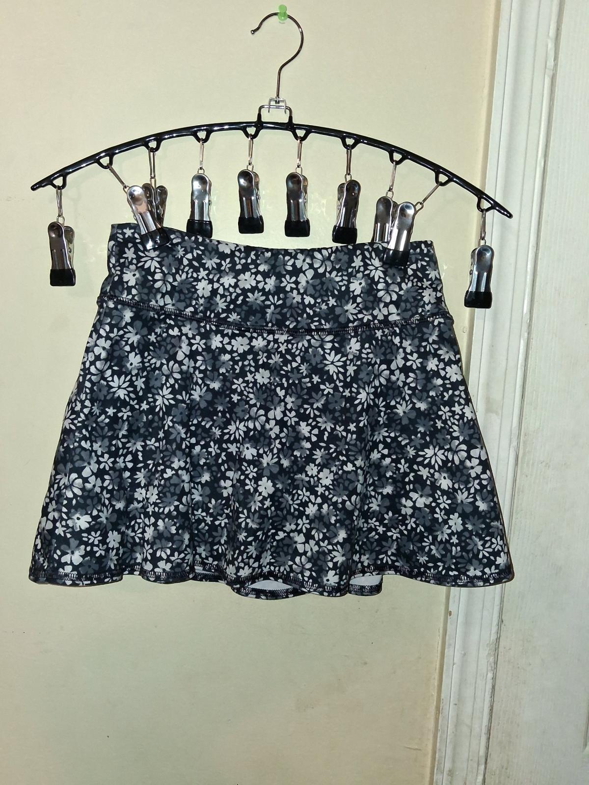 Tek Gear Soft Tek Girls Athletic Skort - Chesapeake, Virginia - FleaMarketBay