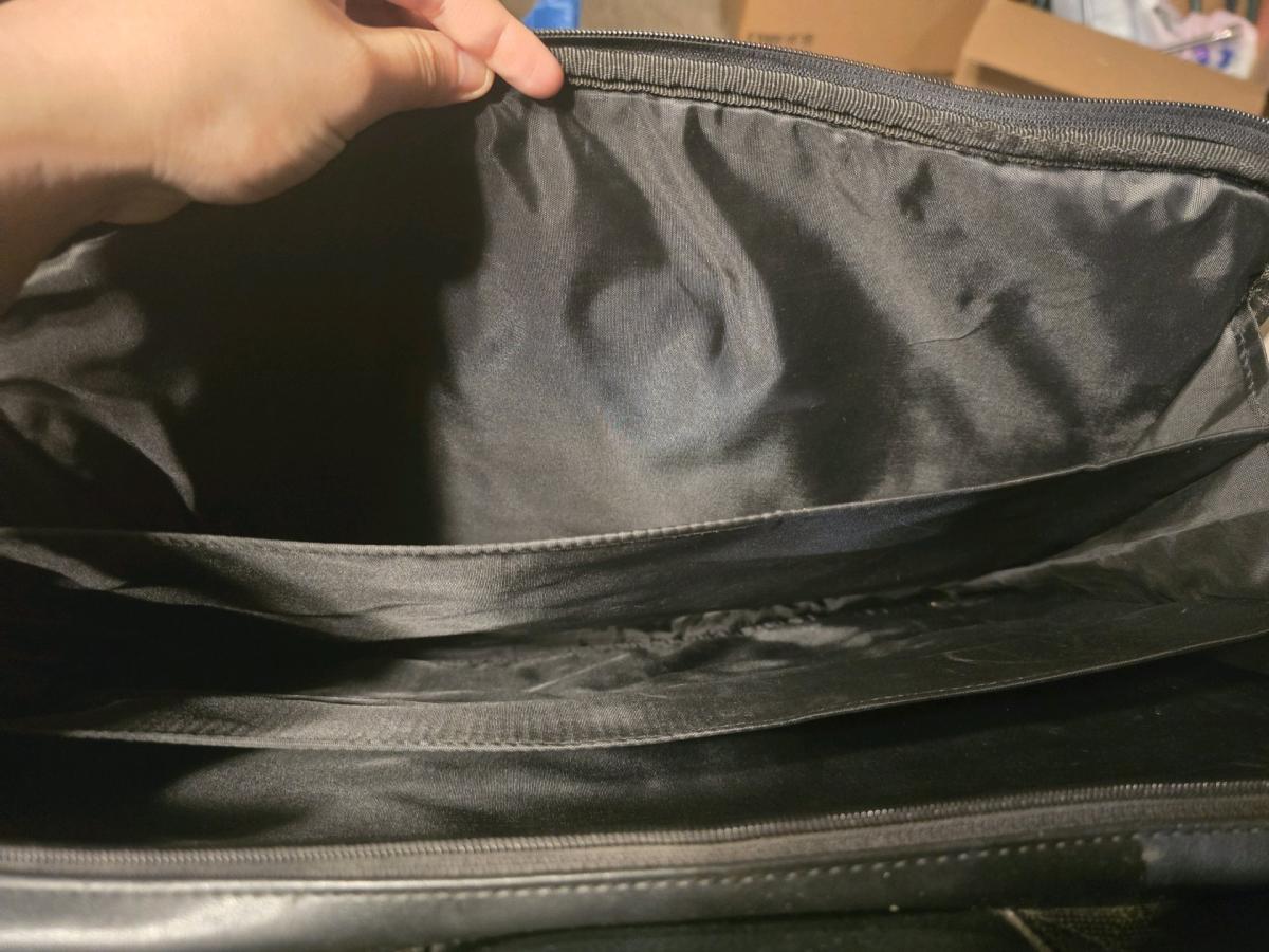 Targus Black Laptop Briefcase  Messenger Bag - Sulphur, Oklahoma - FleaMarketBay