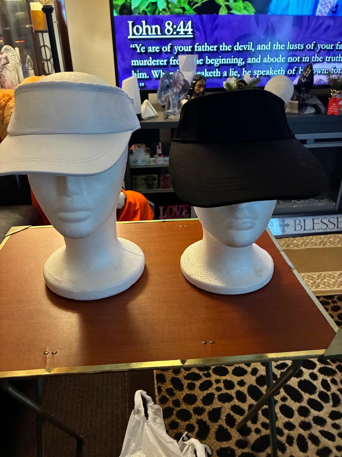 mens and womens hats - Achilles, Virginia - FleaMarketBay
