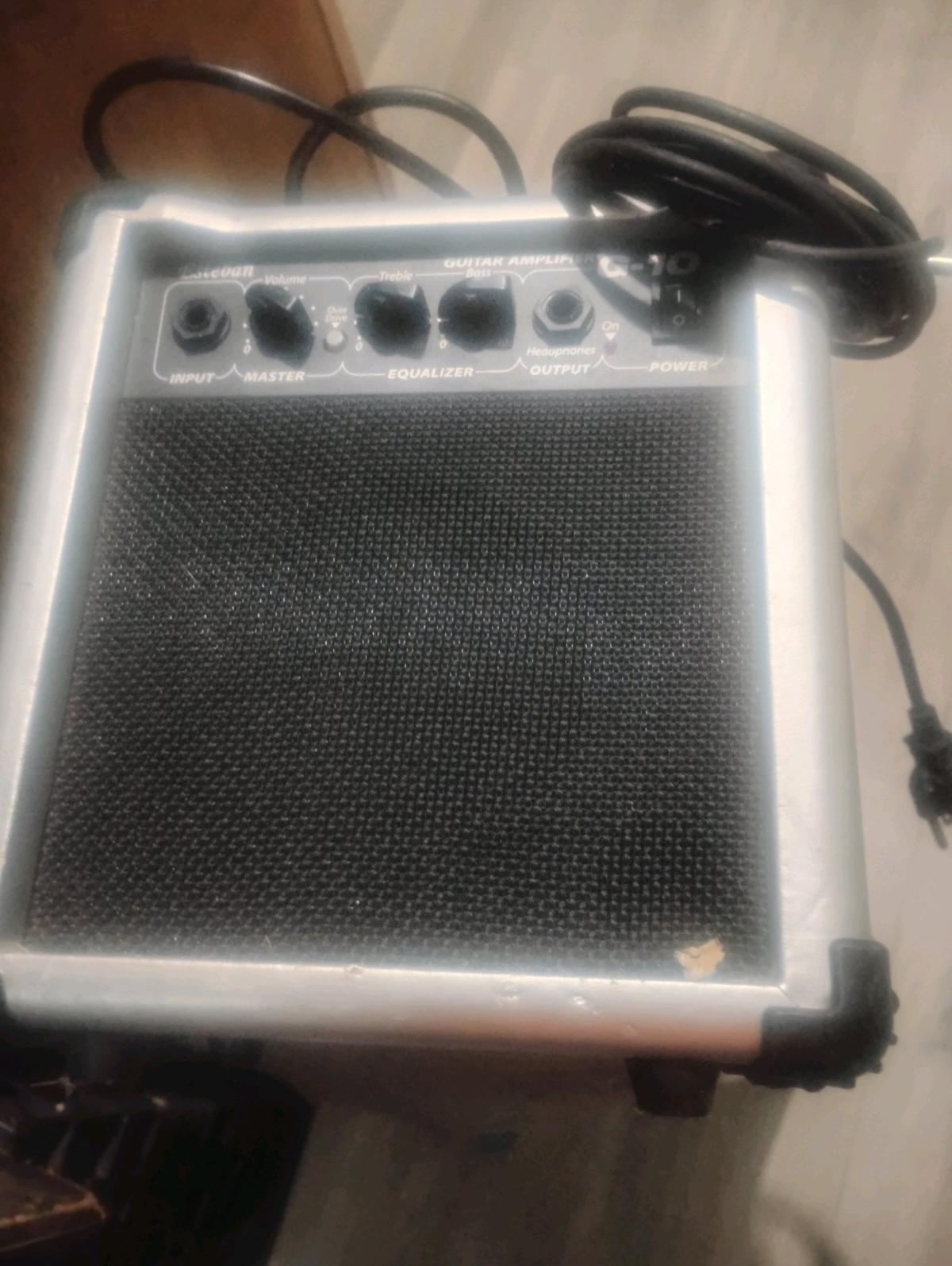 guitar amp with cord - Luttrell, Tennessee - FleaMarketBay