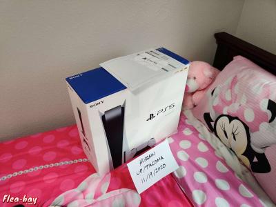 Playstation 5 Disc Edition PS5 - University Place, Washington