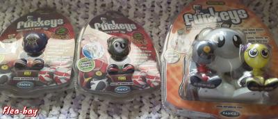 FUNKEYS STARTER KIT & TWO FUNKEYS GUYS KALI & YANG