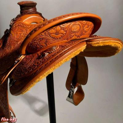 Horse saddles - Thumbnail 2