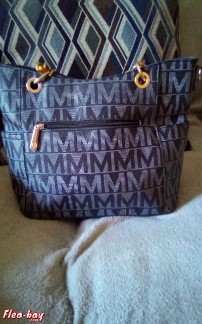 Mia K. collection black and grey tote medium size
