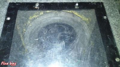 Speakerbox with two 12" in the box - Thumbnail 2