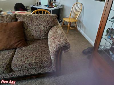 Sofa, 90 "good condition,  dark green, deep red fabric, - Thumbnail 3