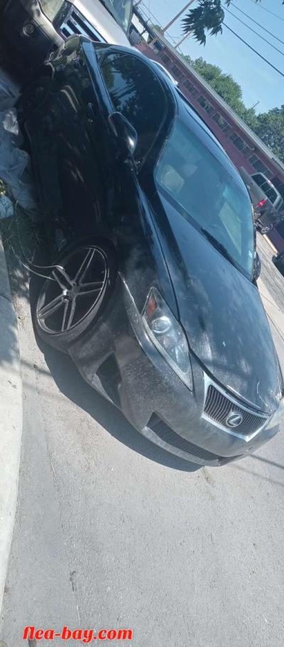 LEXUS IS 250 - Thumbnail 3