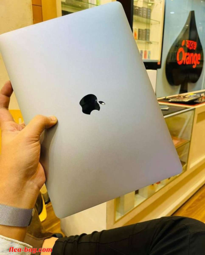 MacBook pro - Thumbnail 2