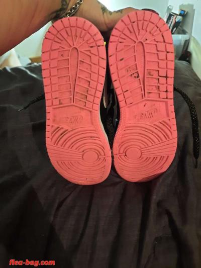 Ladies Jordan's sneakers - Thumbnail 5