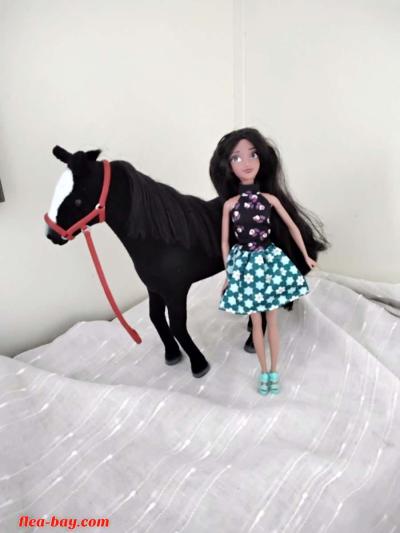 Barbie doll and horse toy - Evansville, Indiana