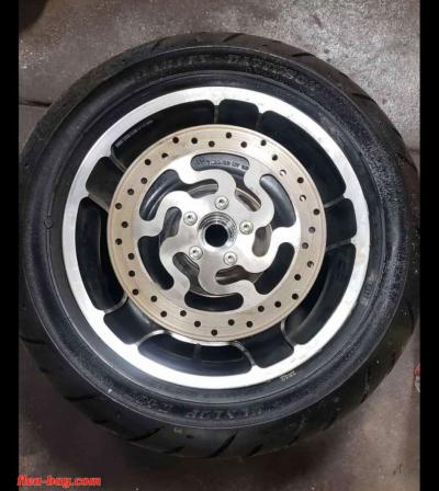 Harley Davidson rim, tire & rotor