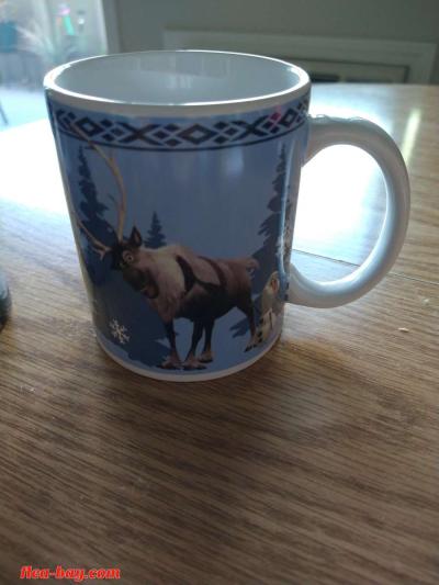 two Disney coffee cups - Thumbnail 6