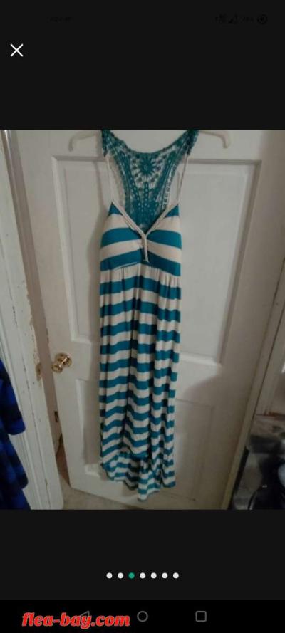 Dresses All Large Or XXL But Fits Like Large Or XL - Thumbnail 3