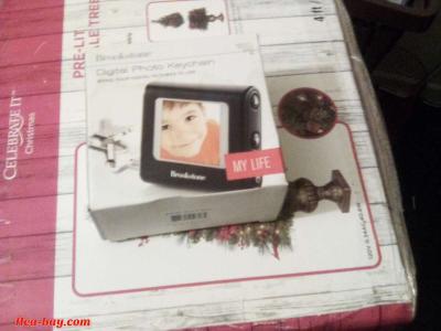 digital photo key chain