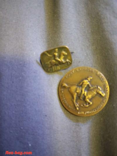 Rare-Antique Wells Fargo medal/coin & Jin stirrups pin - San Francisco, California