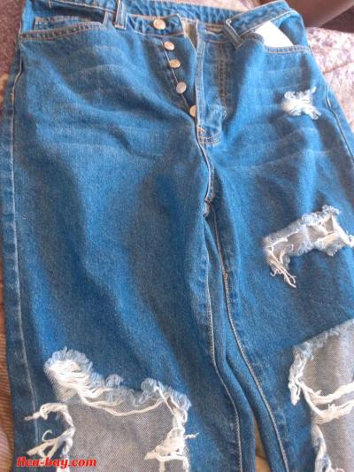 High waisted Ripped Jeans - Thumbnail 3