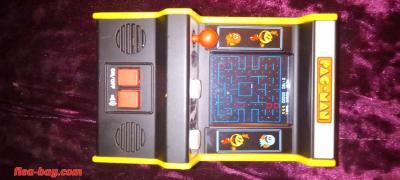 hand held Pac-Man arcade game works perfect - Thumbnail 3