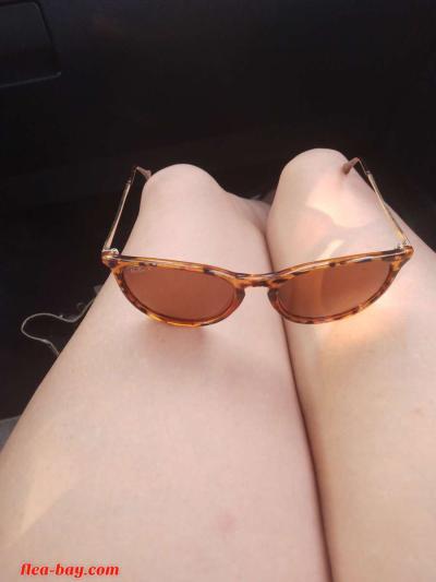 sunglasses - Thumbnail 2