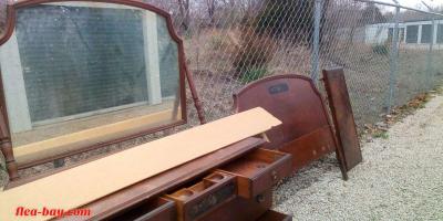 antique furniture - Thumbnail 3