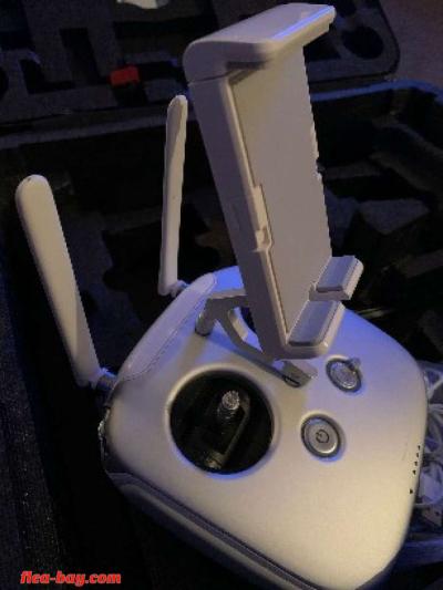 DJI INSPIRE 1 QUADCOPTER - Thumbnail 2