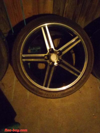 Irock rims 22inch 5 lug - Thumbnail 3