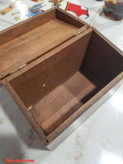 Vintage Wood Coupons Box 6.75" Long  x5.25" Tall x 4" Wide - Thumbnail 5