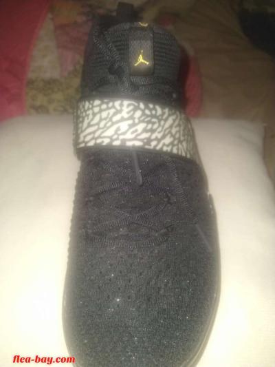 Air Jordans size 12 - Thumbnail 2