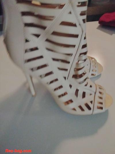 women's beige leather shoes - Thumbnail 3