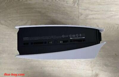 Sony PS5 Blu-Ray Edition Console - White - Great Condition - Thumbnail 5